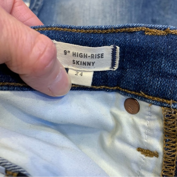 Madewell 9” High-Rise Skinny Blue Jeans with Raw Ankle - Picture 14 of 16